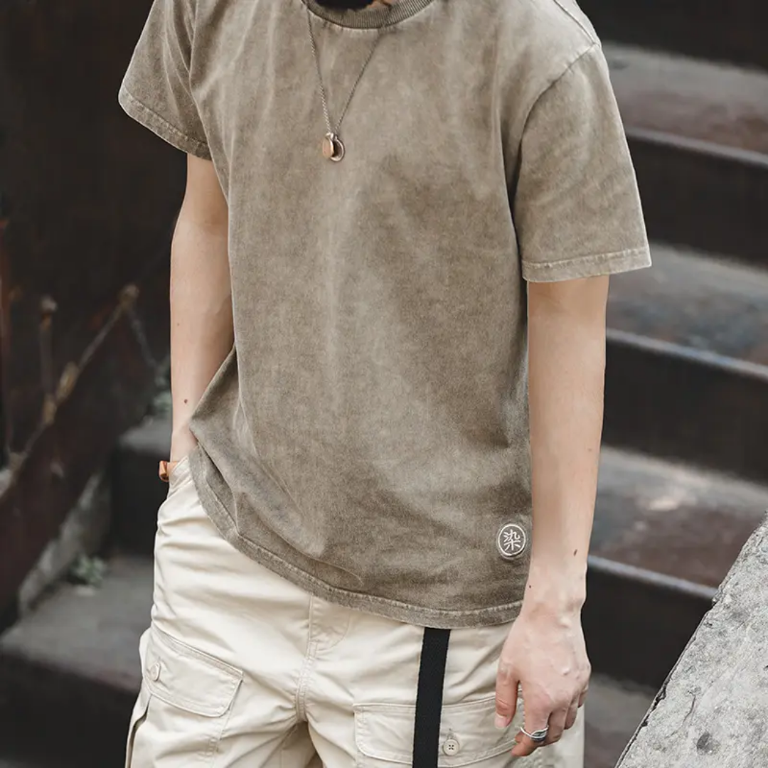 Wax-dyed tee in taupe