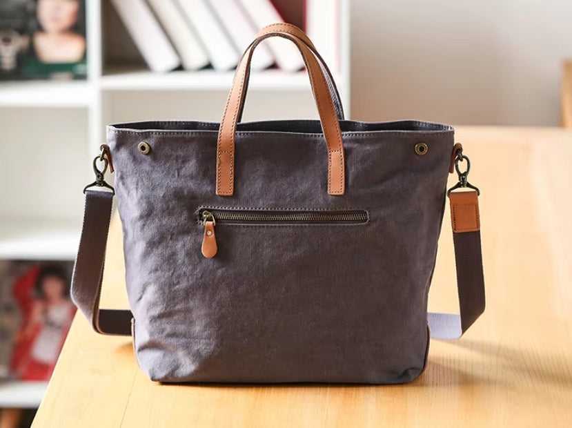 Lightweight everyday canvas tote for women